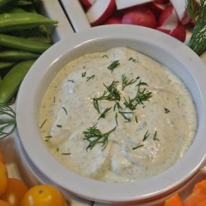 Magnesium-rich Homemade Ranch Dip and Dressing #magnesium #health #homemaderanch